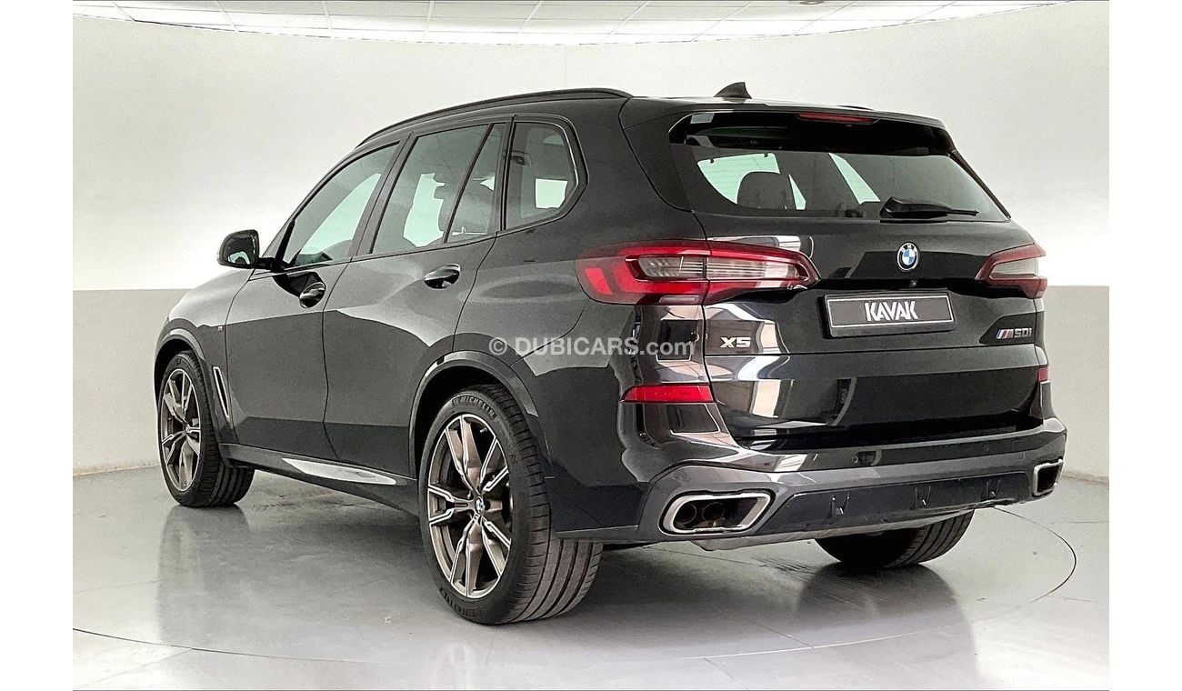 BMW X5 M50i