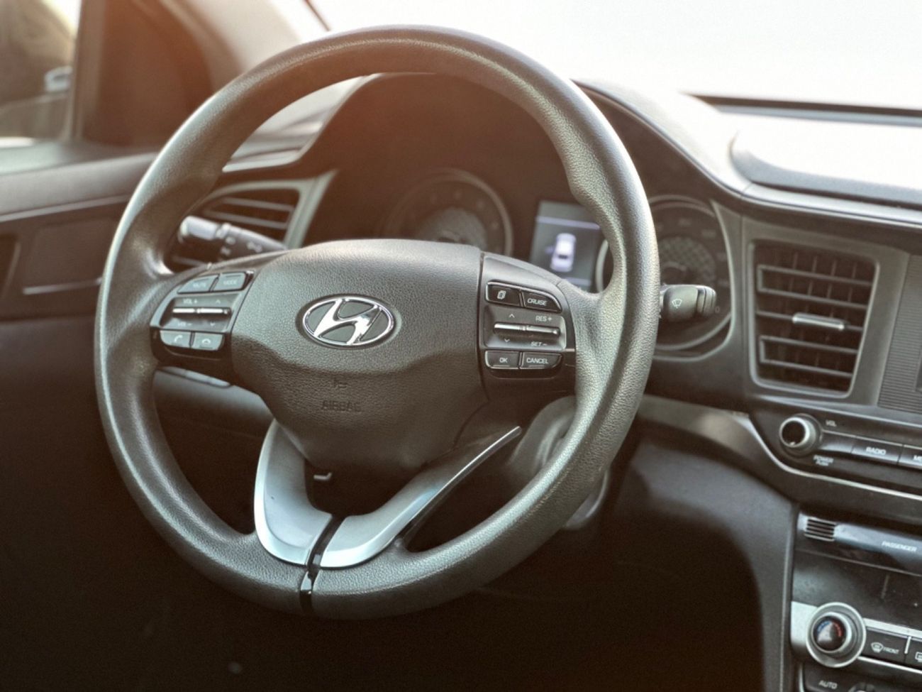 Hyundai Elantra GL 2.0L MODEL 2020 Car. PERFECT condition inside and outsidee