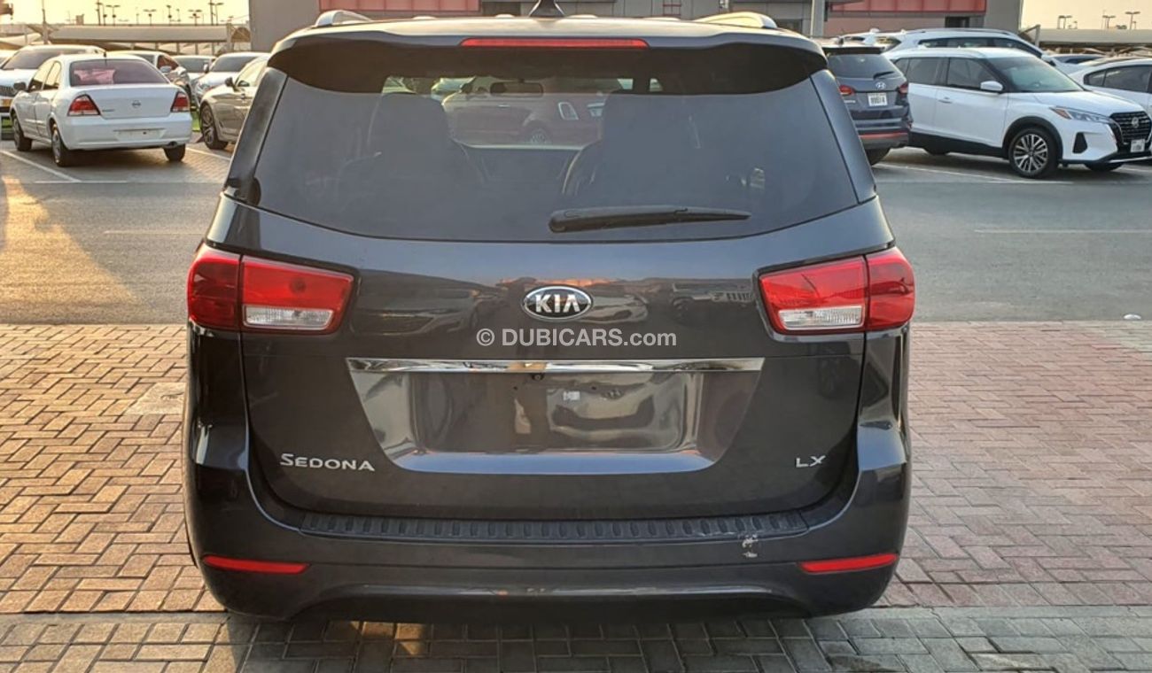 Kia Sedona Lx 3.3L 6V without accident
