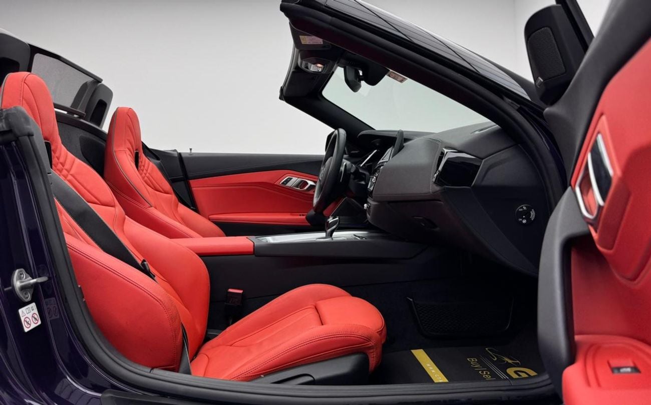 بي أم دبليو Z4 sDrive 30i 2.0L 2024 BMW Z4 sDrive30i, BMW Warranty+Service Contract+Full Service History, GCC