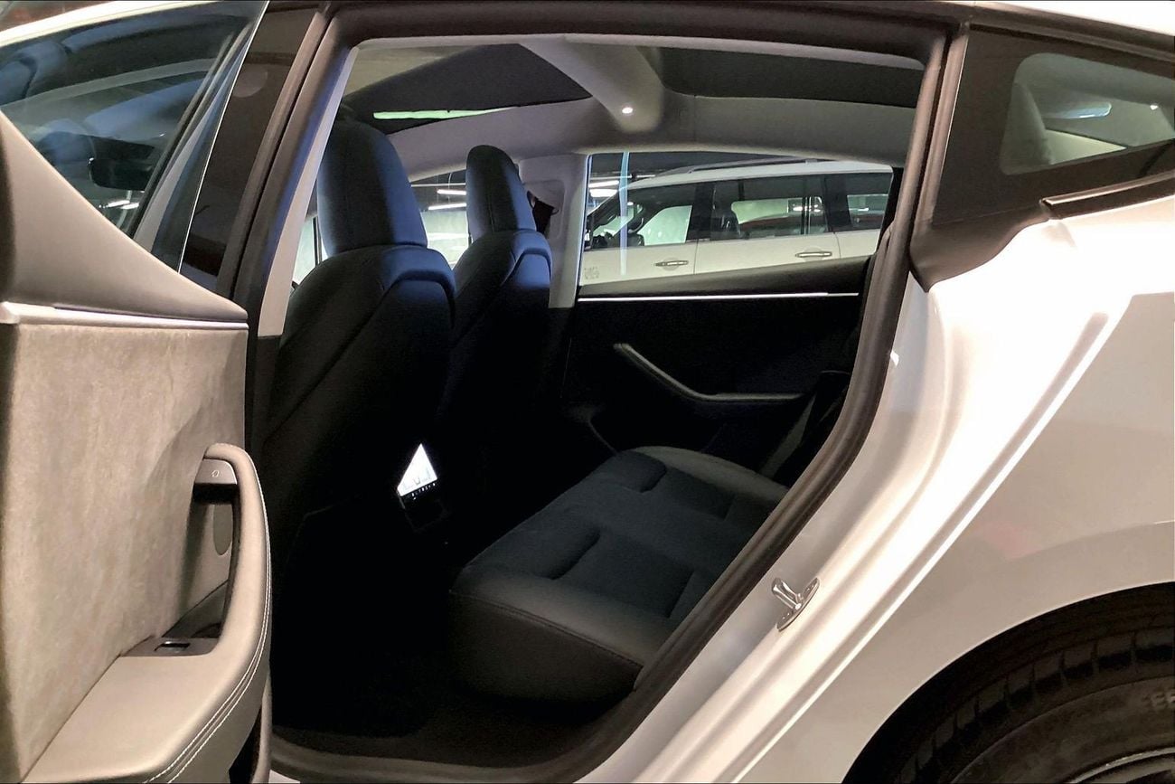 Tesla Model 3 Long Range (Dual Motor) | upto AED 20,000 Ramadan Discount | Guaranteed Warranty | 0 Down Payment