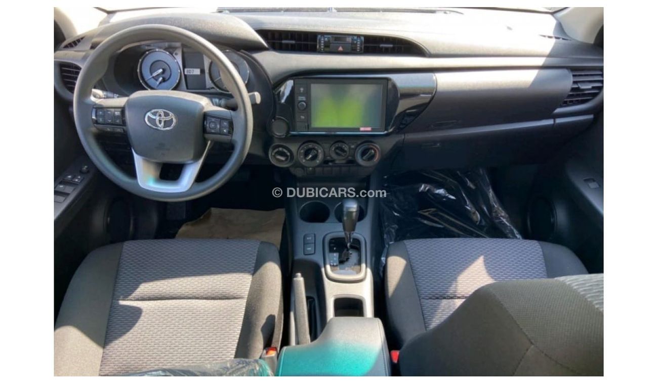 Toyota Hilux MID OPTIONS 2.4L DIESEL A/T 4WD