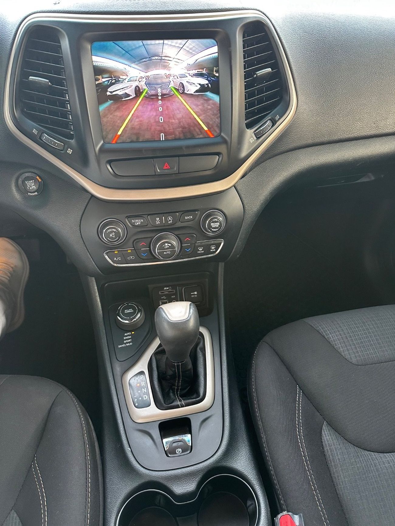 Jeep Cherokee Limited 3.2L