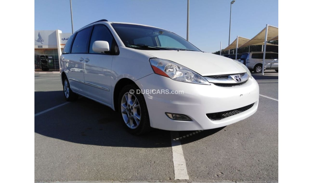 Toyota Sienna Toyota Siena 2006 full option very celen car for sale