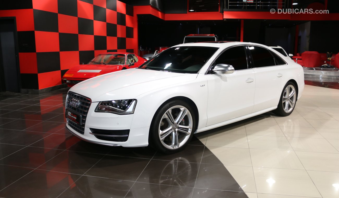 Audi S8