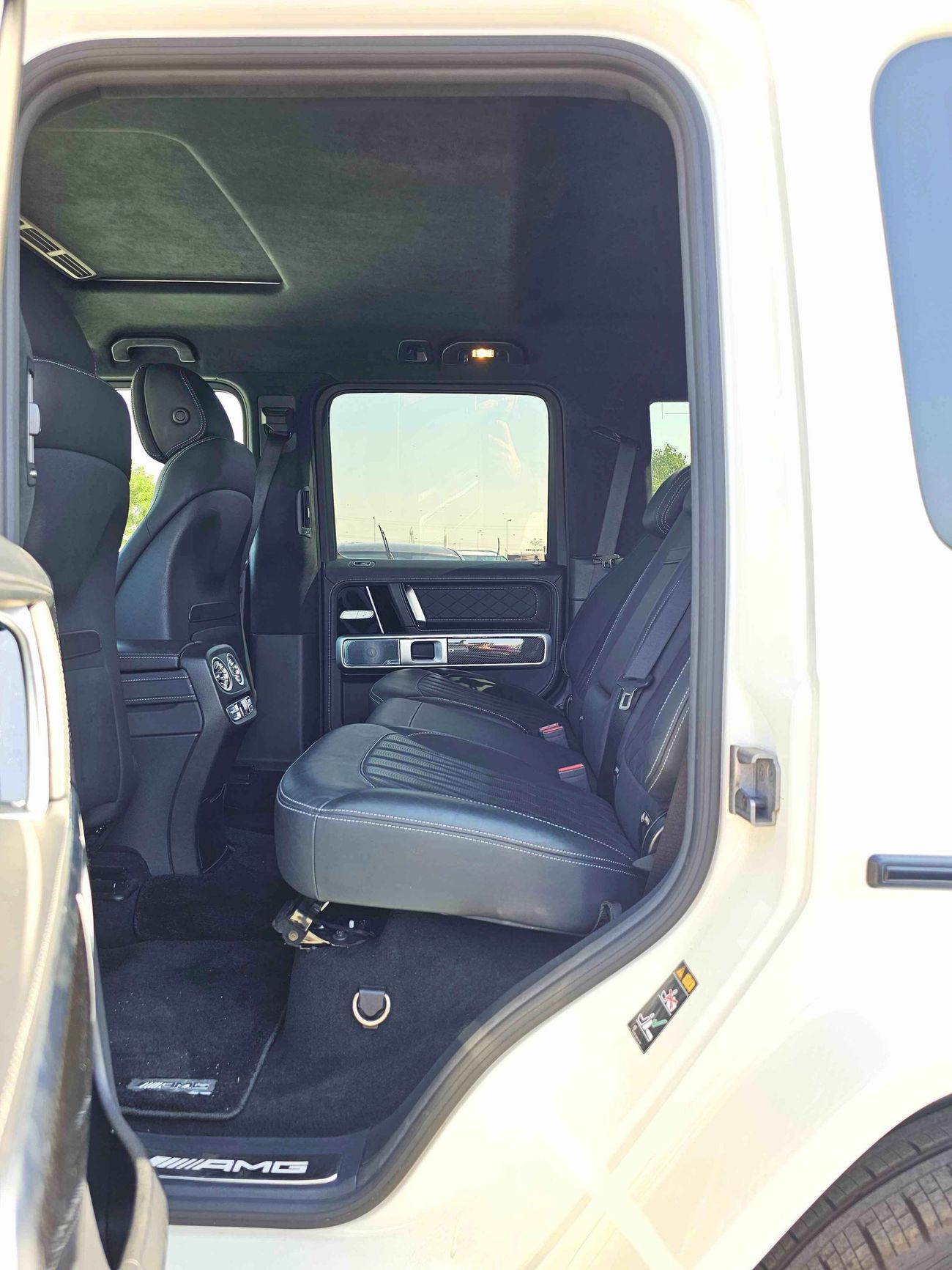 مرسيدس بنز G 63 AMG BITURBO CARBON EDITION / JAPANESE SPECS / NON ACCIDENT / 7096 MONTHLY / LOT# 22936