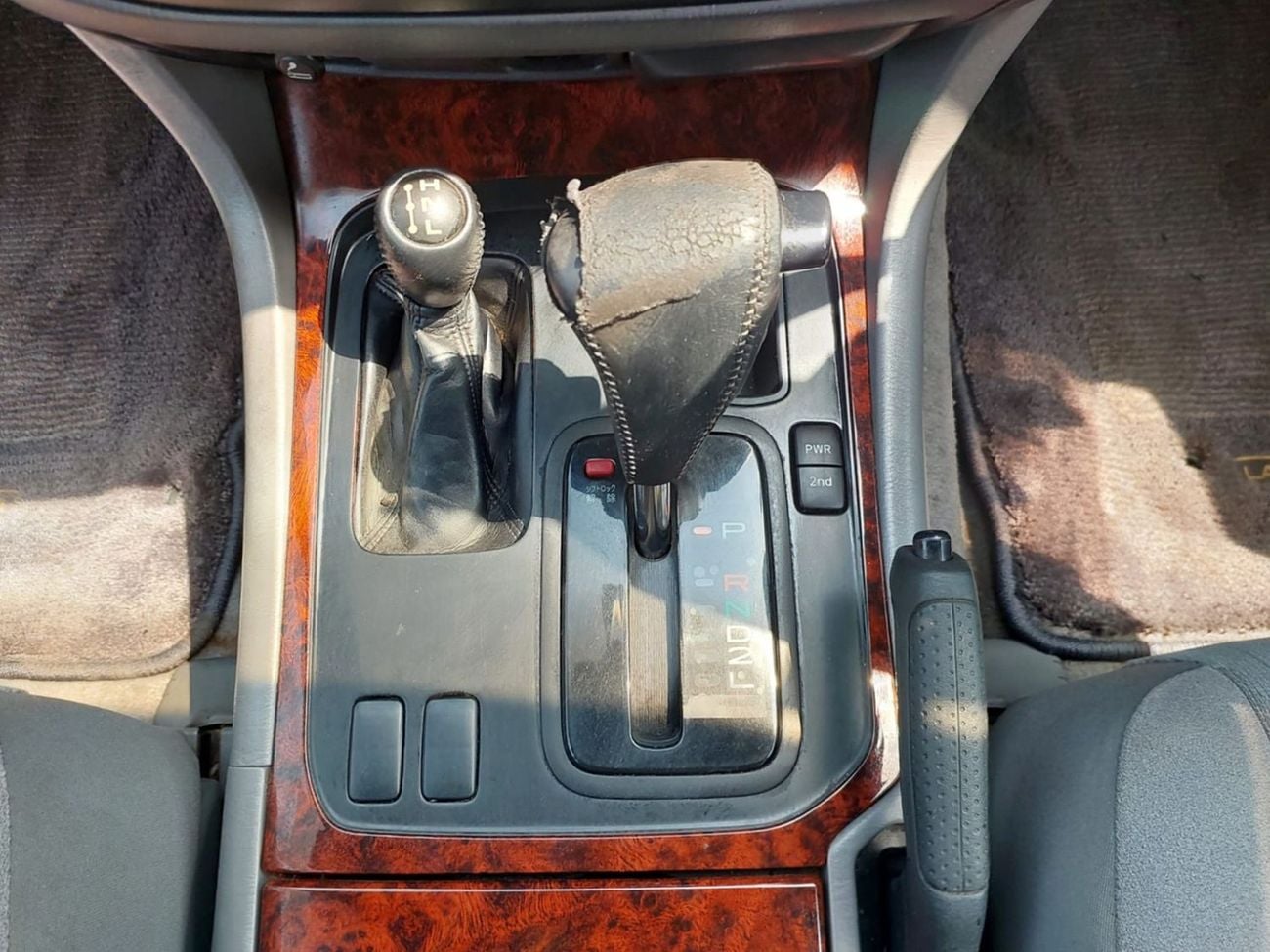 تويوتا لاند كروزر (RAMADAN OFFER) TOYOTA LAND CRUISER RHD 2001 MODEL 4.2 L DIESEL AUTOMATIC(PM23194)