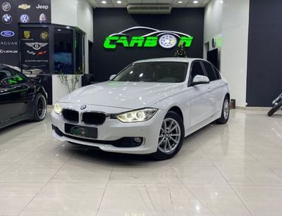 BMW 320i Exclusive 2.0L