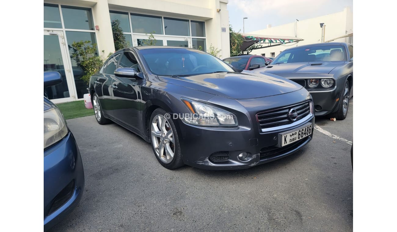 Nissan Maxima