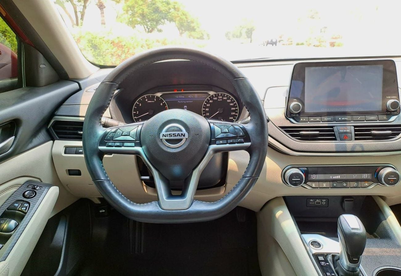 Nissan Altima SV 850-Monthly l GCC l SUNROOF | Cruise, Camera, GPS l Accident Free