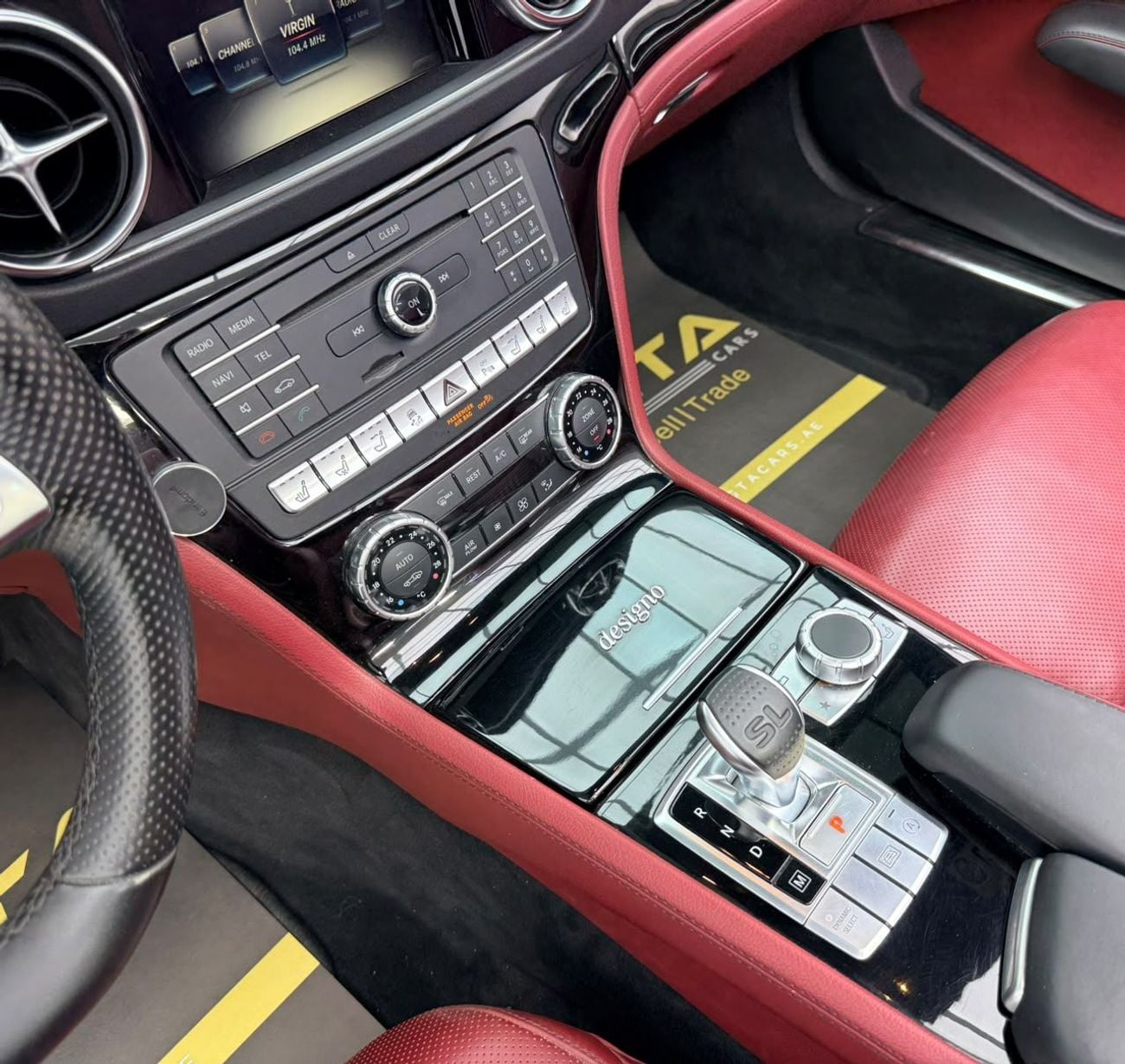 مرسيدس بنز SL 400 ستاندارد مرسيدس SL 400 AMG موديل 2018، سجل صيانة كامل، كاملة المواصفات، بحالة ممتازة، خليجية