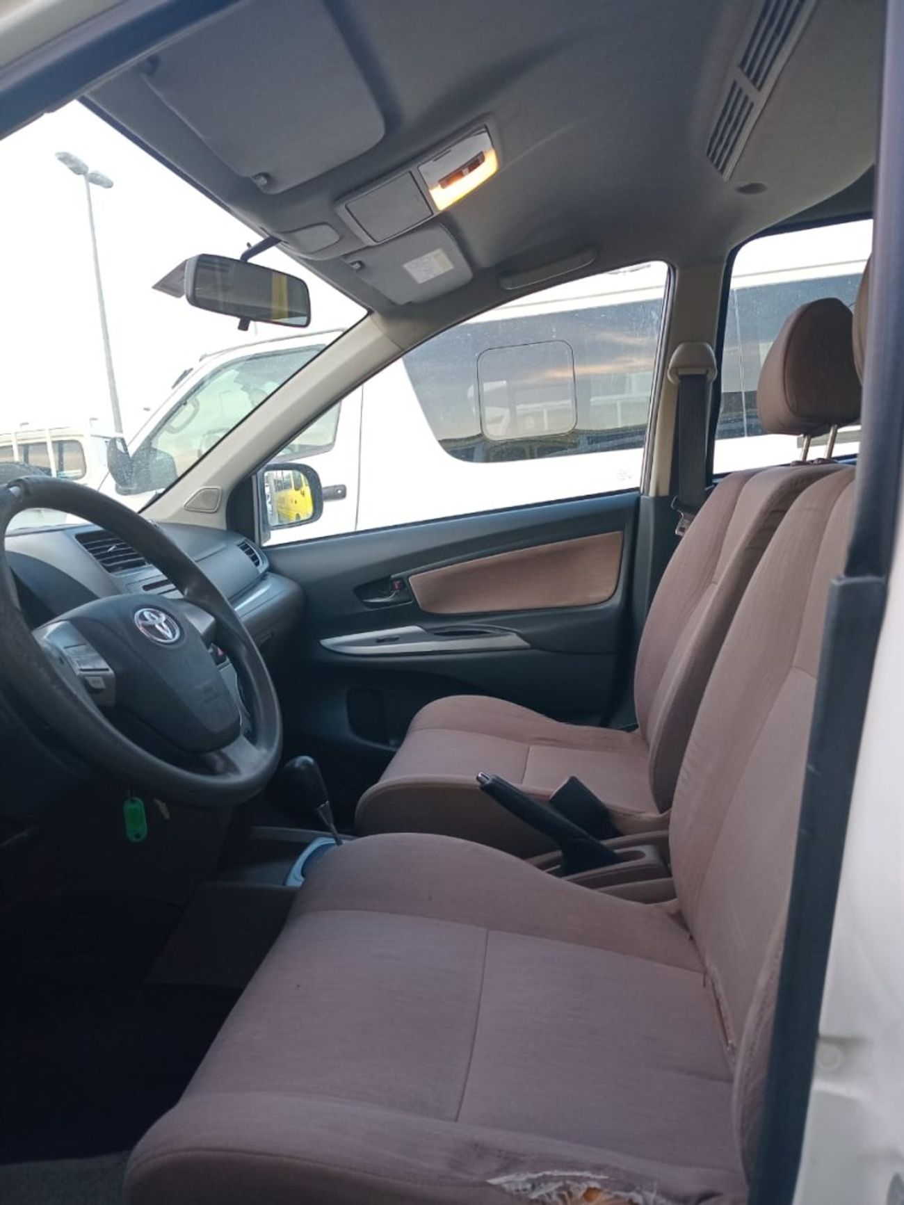 Toyota Avanza 1.5L PETROL AUTOMATIC TRANSMISSION