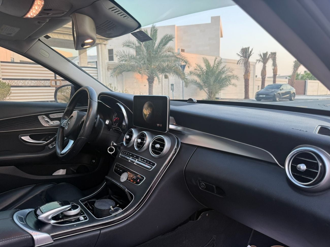Mercedes Benz C300 STD (NON GCC)
