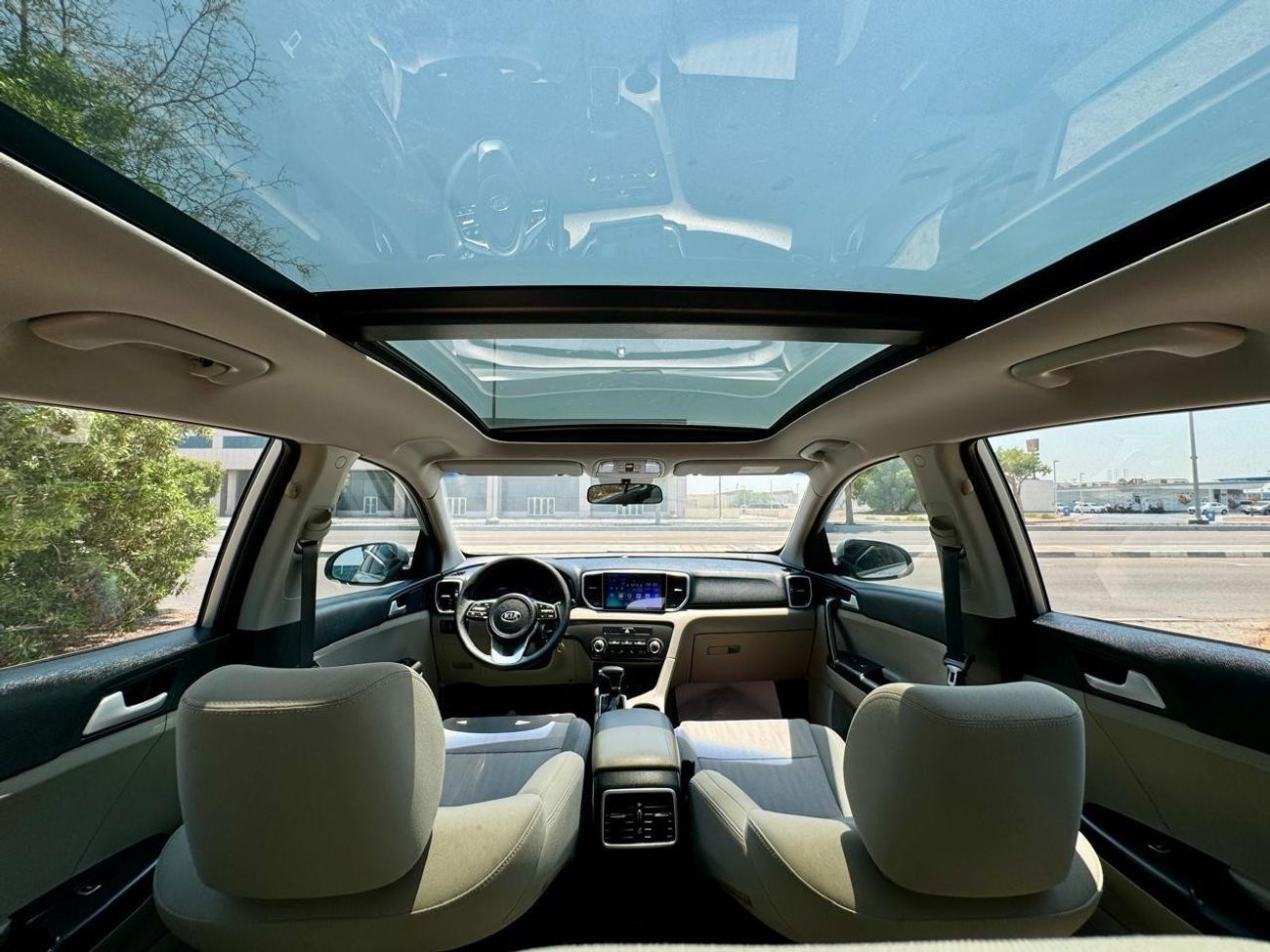كيا سبورتيج Top 1.6L 920-Monthly l GCC l Panoramic, Cruise, 1.6L l Accident Free