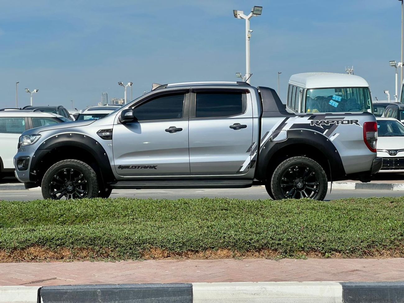 Ford Ranger The Ford Ranger is a versatile mid-size pickup truck designed for both work and daily use, featuring