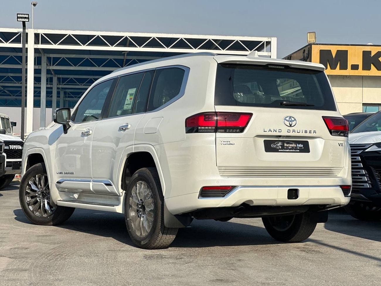تويوتا لاند كروزر VX 3.5 لتر PTR أوتوماتيك // 2026 // كاملة المواصفات مع رادار، كاميرا 360 درجة، ذاكرة، ومقاعد مدفأة و