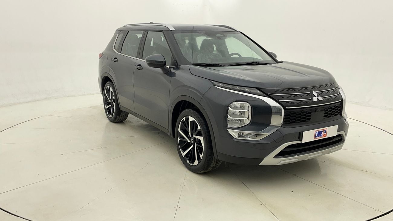 ميتسوبيشي آوتلاندر H/L SYNTHETIC LEATHER SEATS WITH SUNROOF 2.5 | بدون دفعة مقدمة | اختبار القيادة في المنزل