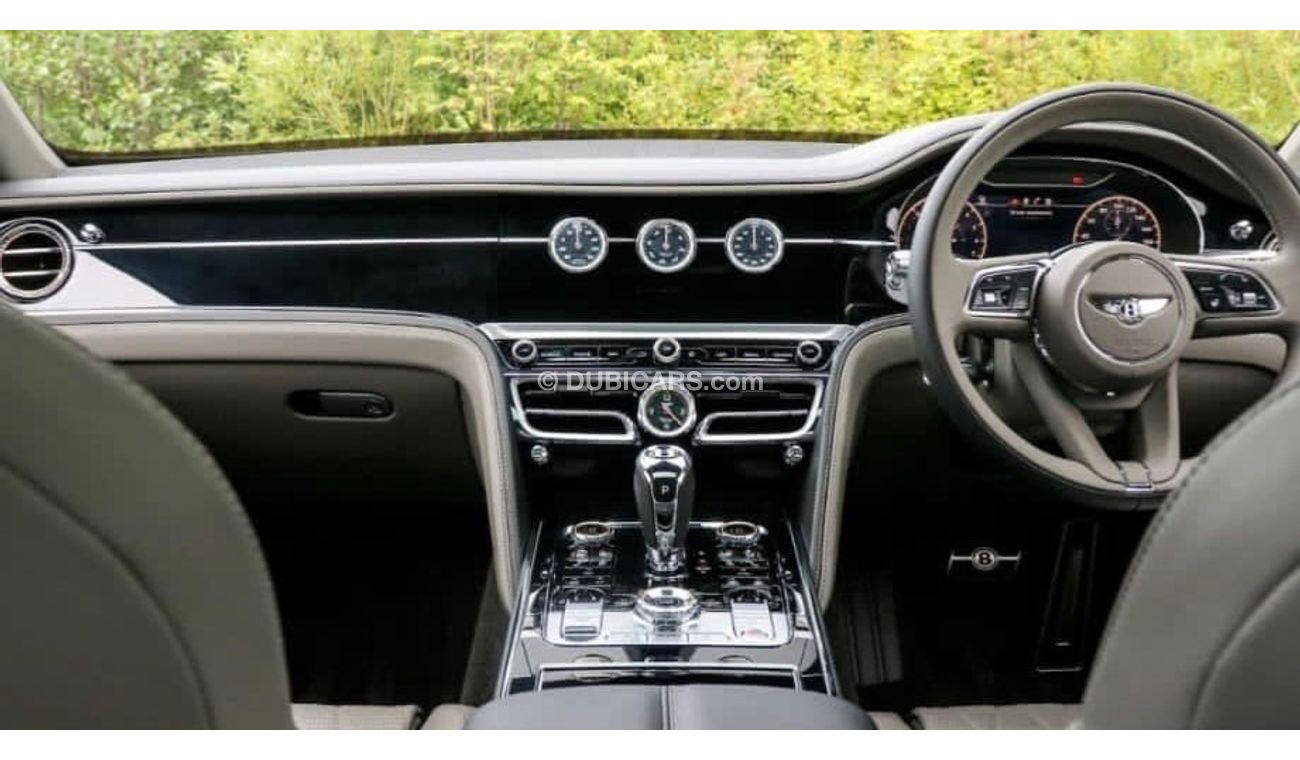 Bentley Flying Spur V8