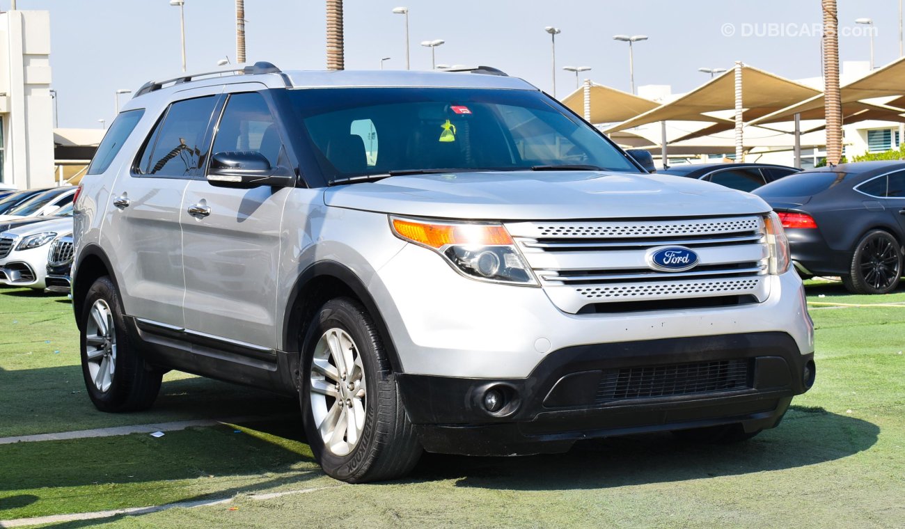 Ford Explorer XLT 4WD