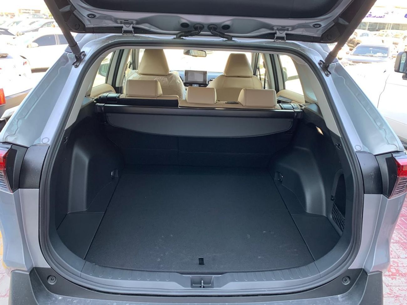 Toyota RAV4 LIMITED FULL OPTION 2.5L V4 HYBRID