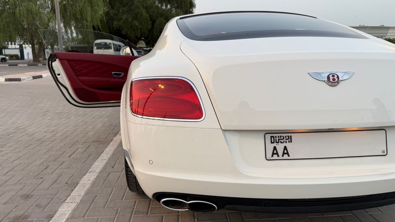 Bentley Continental GT V8 - MULLINER