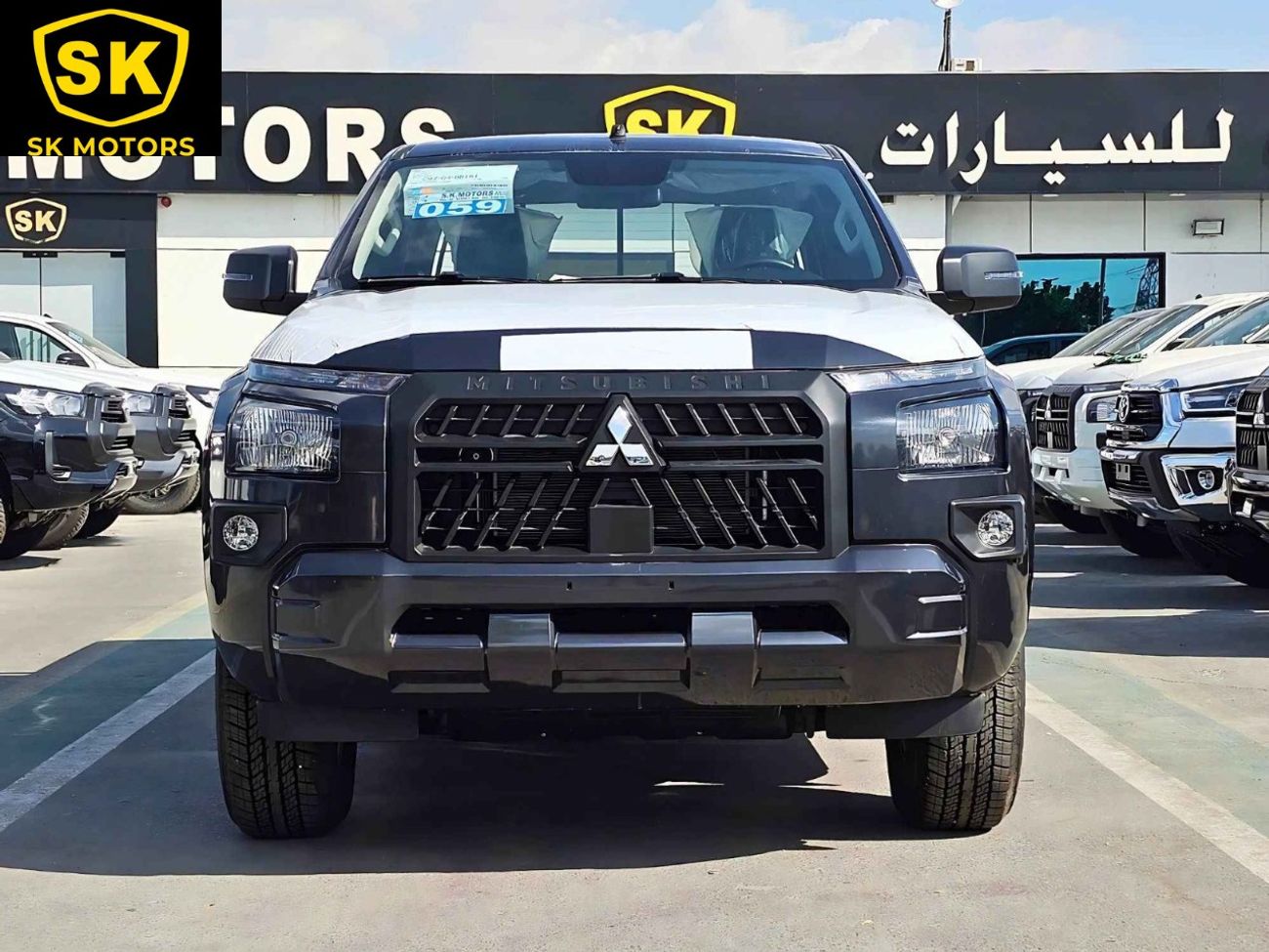 Mitsubishi L200 GLX 2.4L Petrol / M/T / SIDE STICKER / 4WD / CODE # 68099