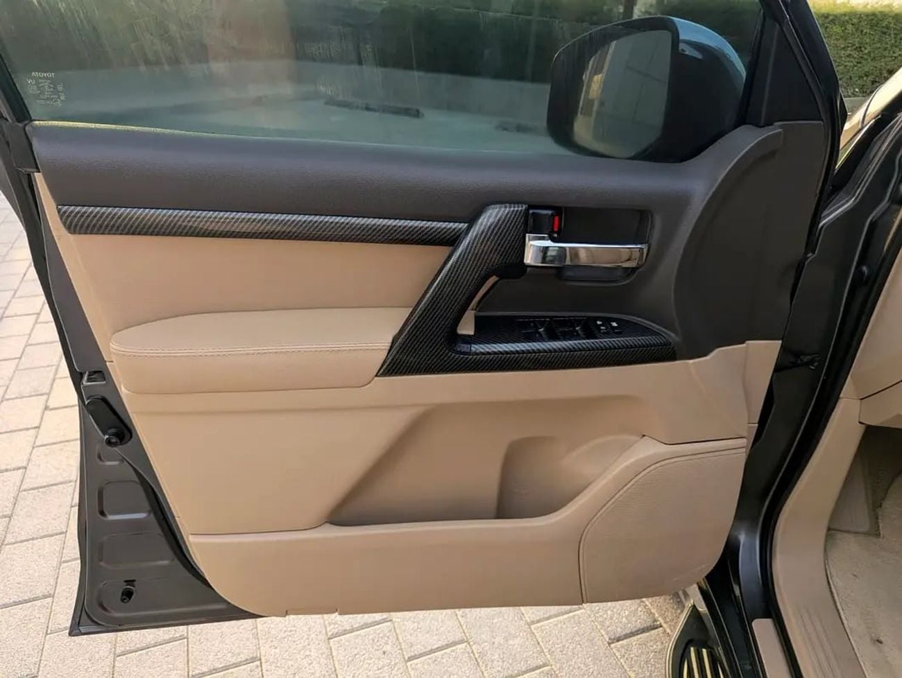 تويوتا لاند كروزر GXR Facelifted 2025 With Interior and Exterior V6 4.0L Full Option