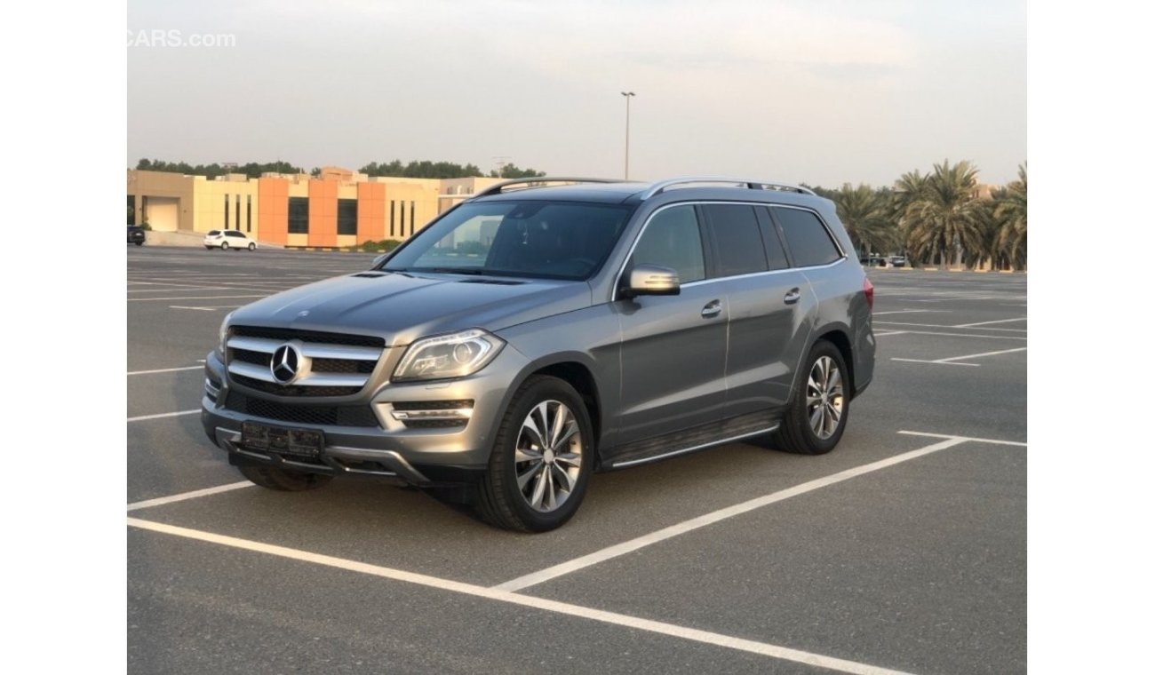 Mercedes-Benz GL 500 Std MERCEDES BENZ GL500 MODEL 2014GCC CAR PERFECT CONDITION ORIGINAL PAINT 2KEYS ONE OWNER FULL OPTI