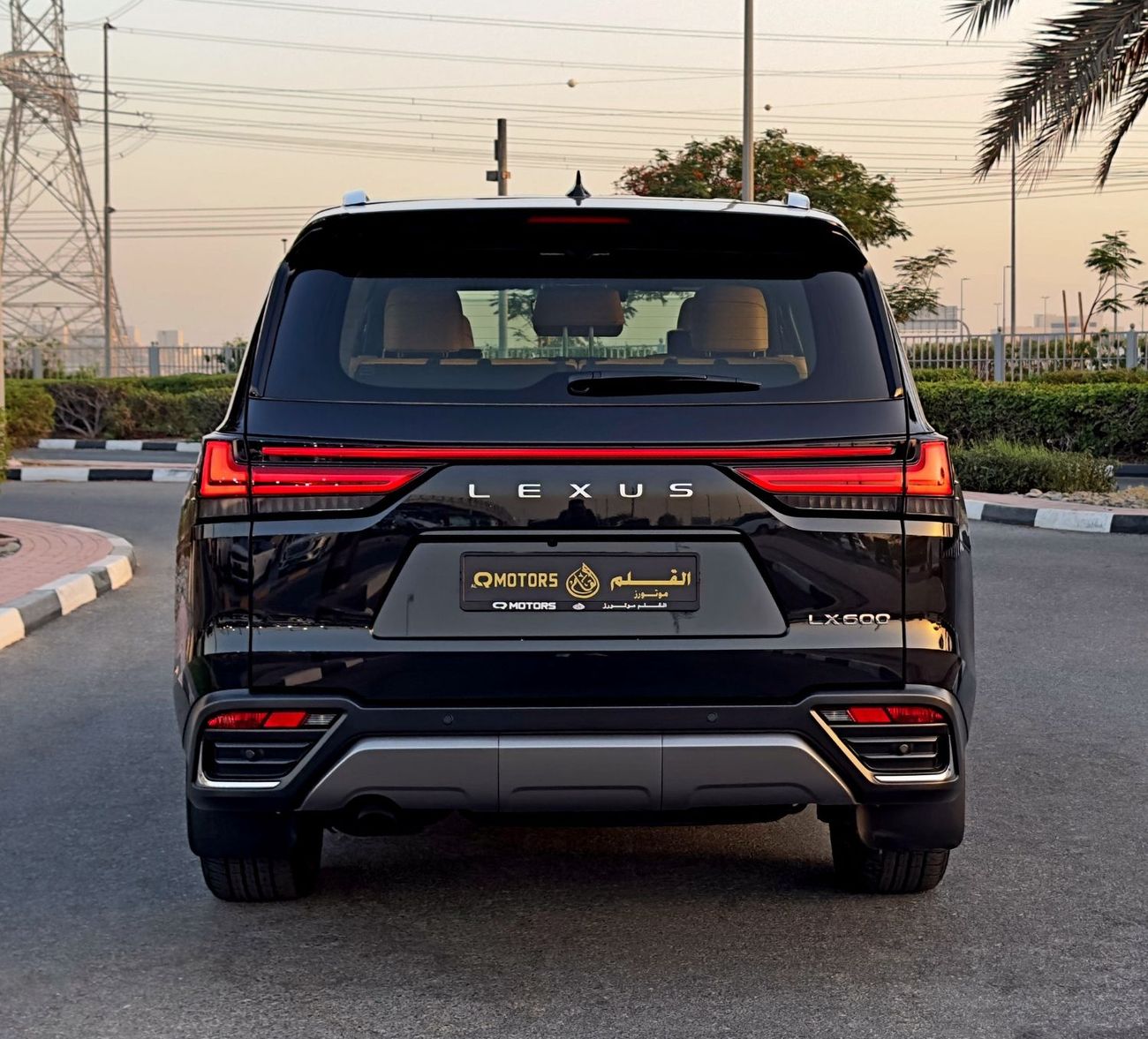 Lexus LX 600 Signature 3.5L ( CYL) 2023 Lexus LX600 Ash Wood, Dealer Warranty, GCC Specifications