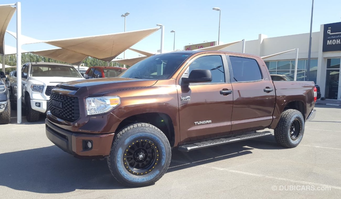 Toyota Tundra toyota tundra xp 2017 crewmax brown تويوتا تندرا بني 4 باب