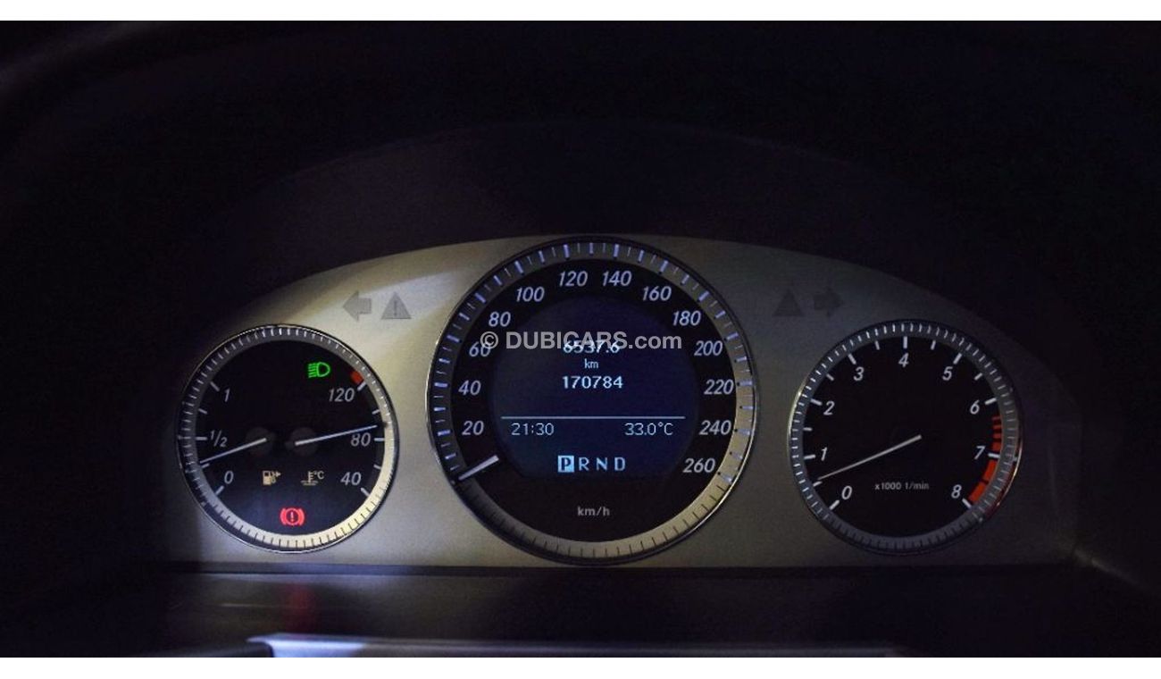 Mercedes-Benz GLK 350 2009 Model!! in Gold Color! GCC Specs