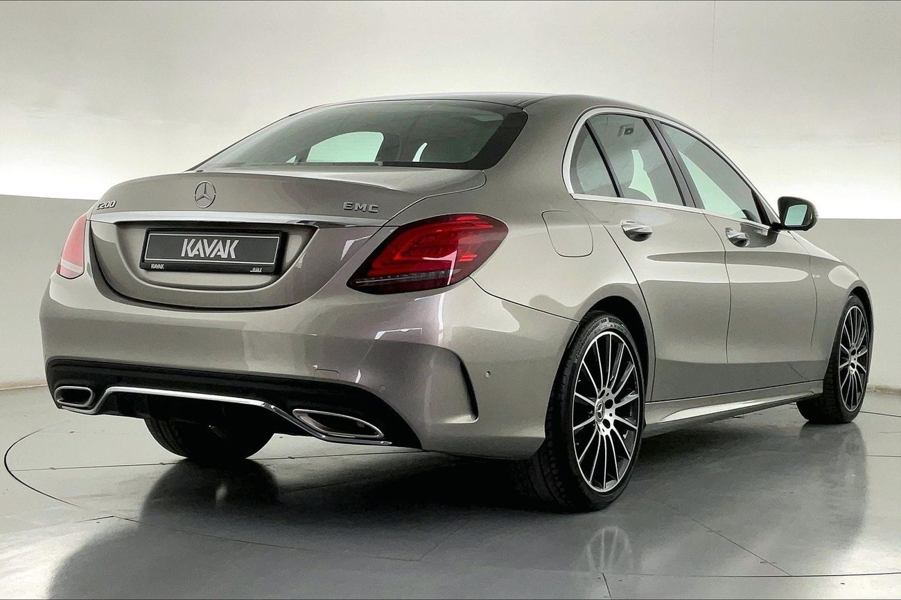 Mercedes-Benz C 200 Premium + (AMG Line)