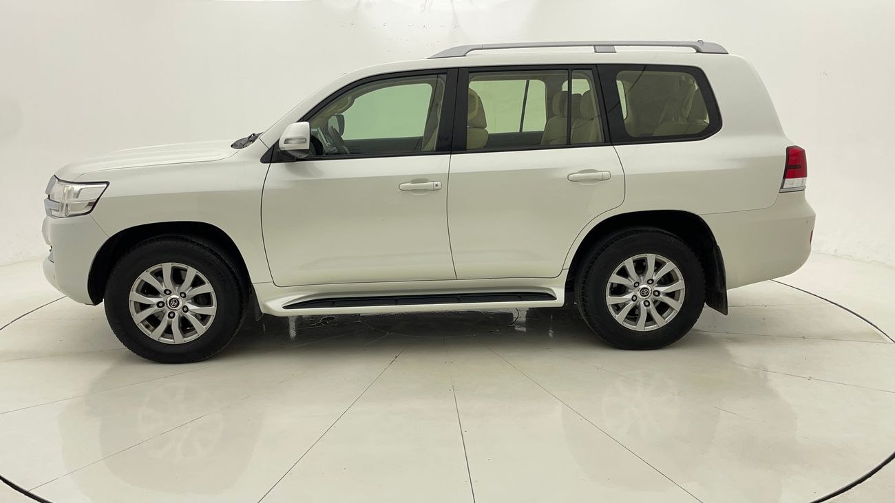 تويوتا لاند كروزر EXR 4 | بدون دفعة مقدمة | اختبار قيادة مجاني للمنزل