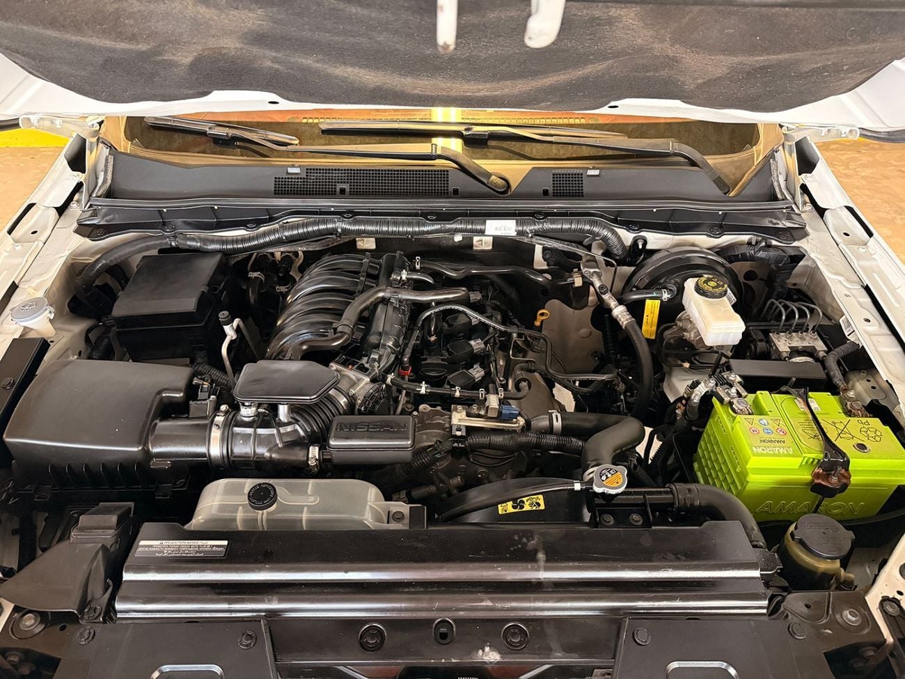 Nissan Navara Std 2.5L 4WD A/T