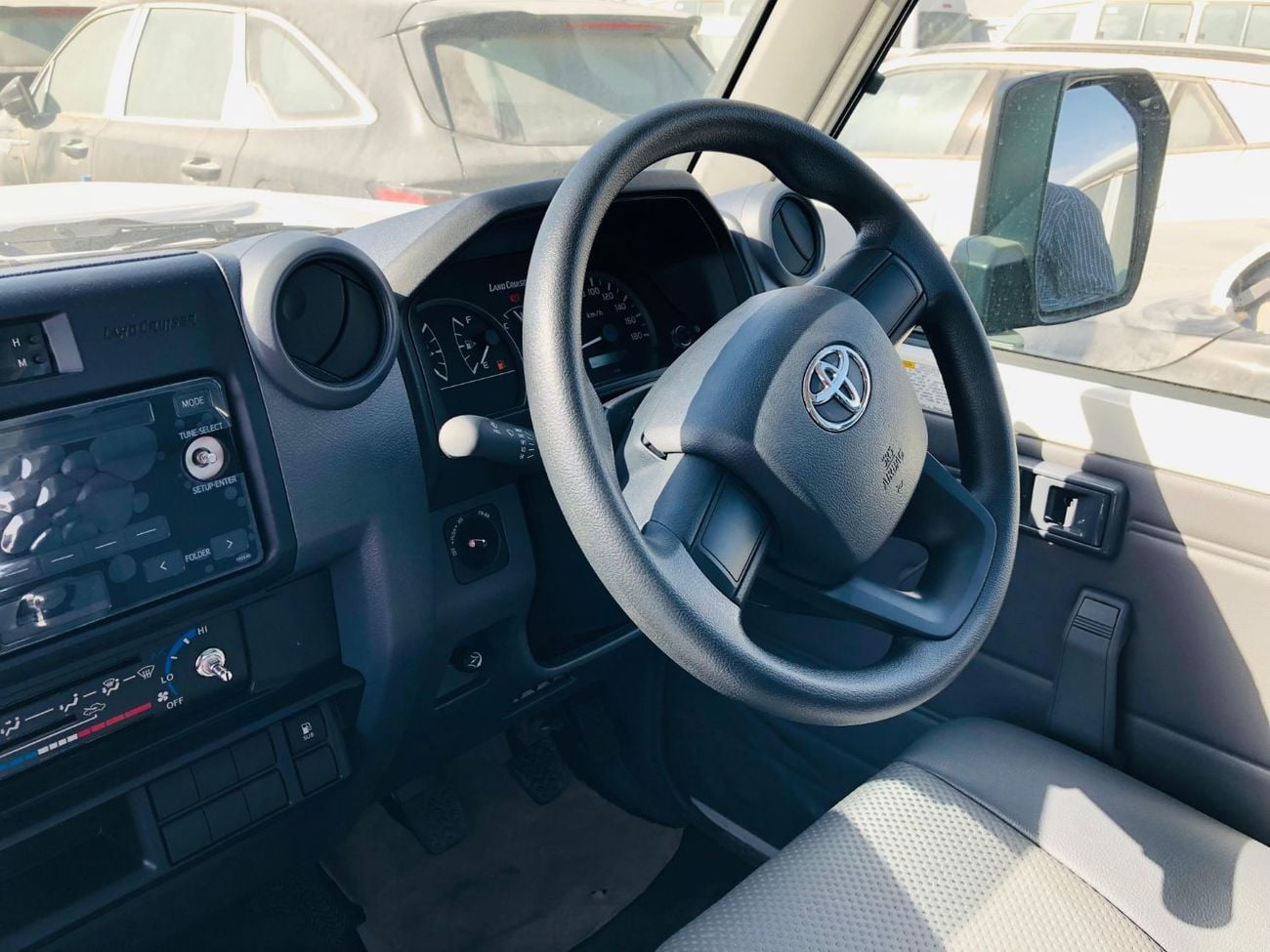 Toyota Land Cruiser VX
