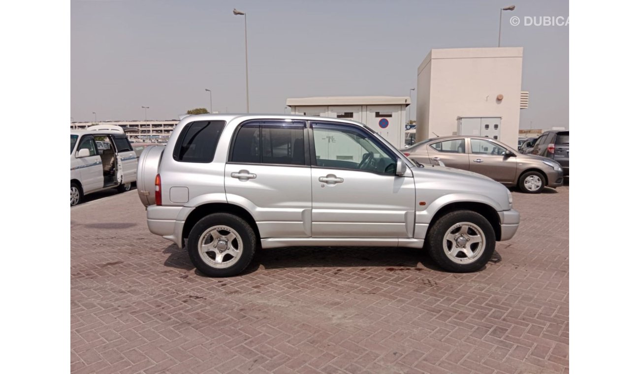 سوزوكي إيسكودو SUZUKI ESCUDO RIGHT HAND DRIVE (PM1521)