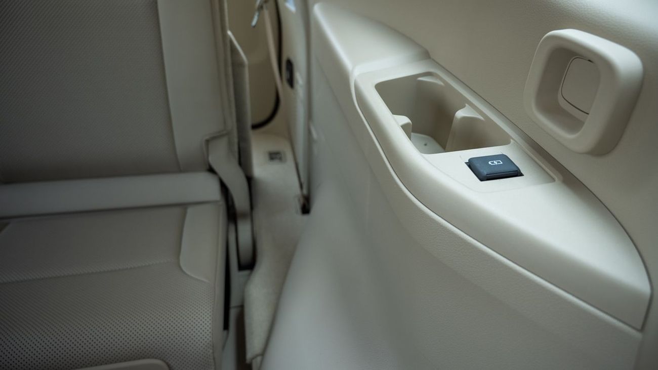 Toyota Land Cruiser TOYOTA LANDCRUISER 4.0 GXR MID -2025YM