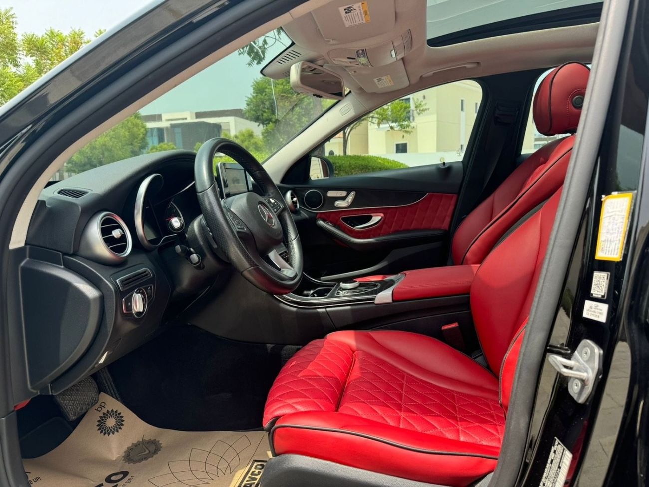 Mercedes-Benz C 300 Sport Mercedes-Benz C300 / USA / 2017 / 92,000KM