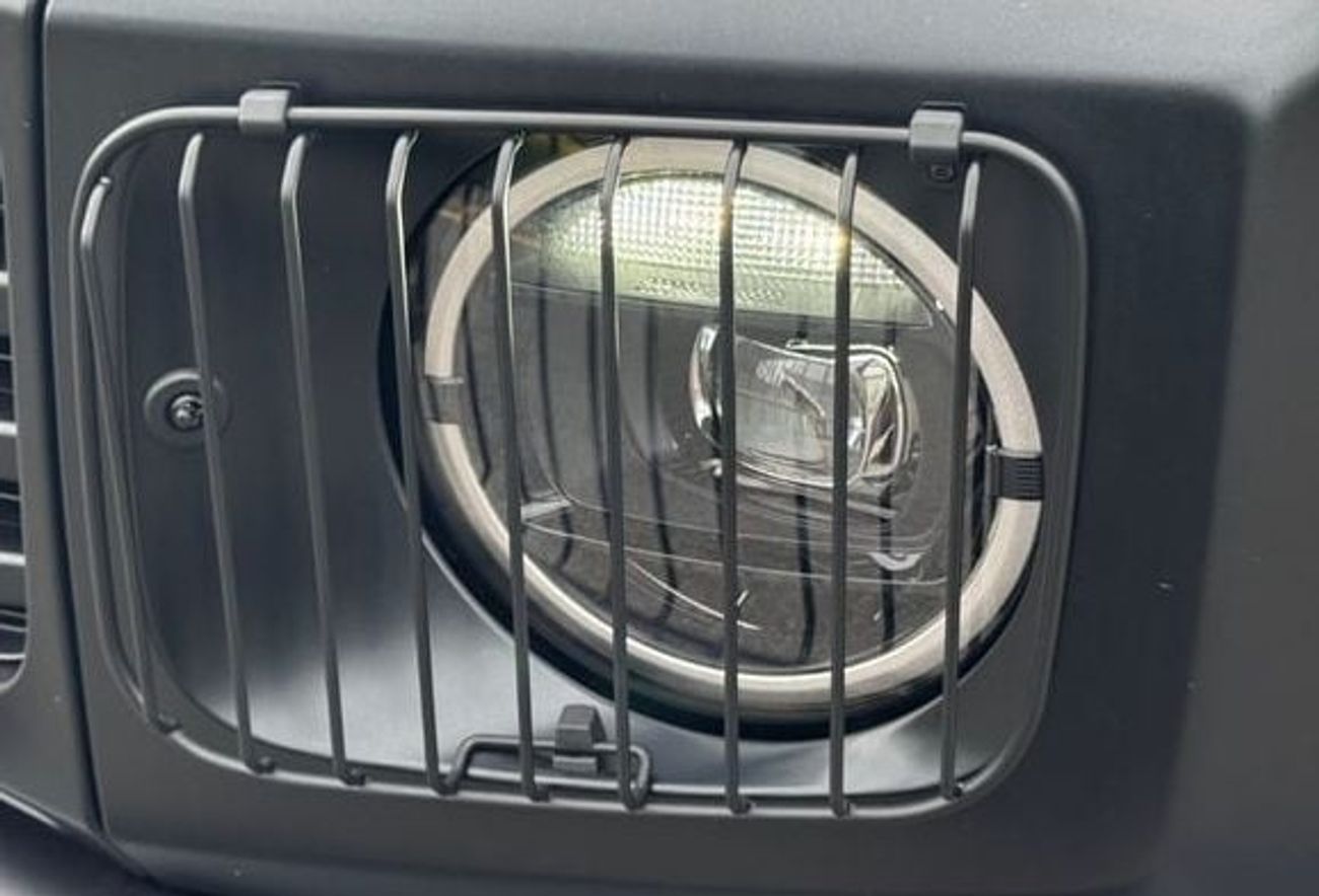 Mercedes-Benz G 500 STRONGER THAN 1980S EDITION / WANTED AD