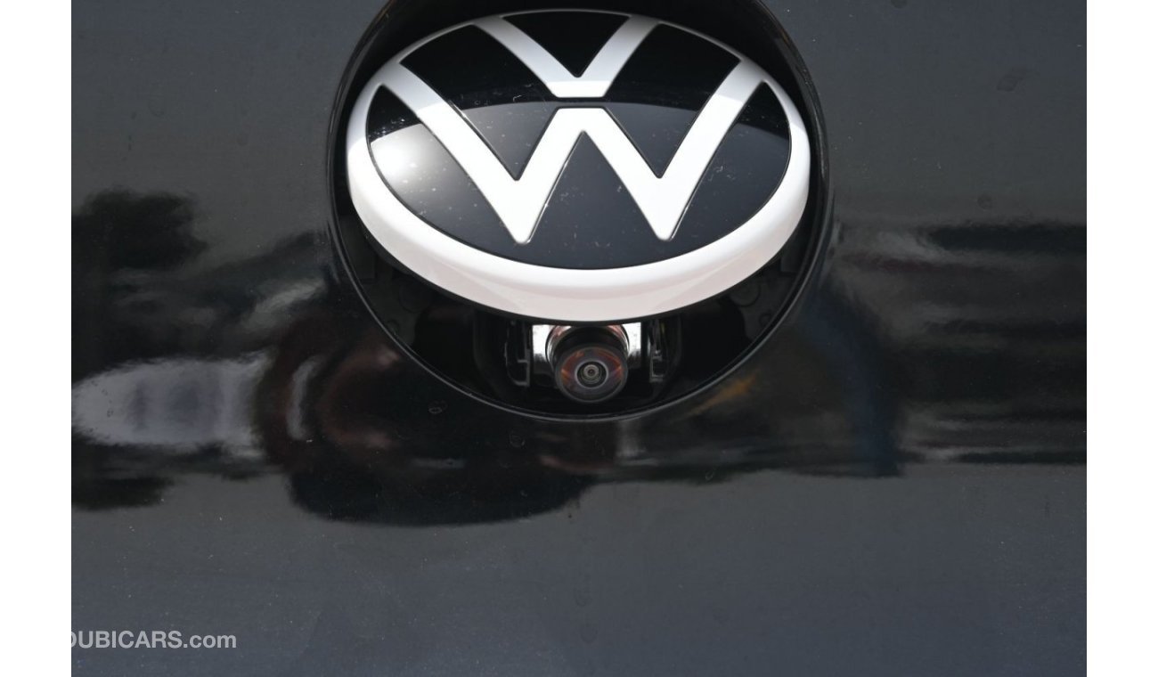 فولكس واجن iD.3 Volkswagen ID 3 PRO, FWD, 5 Doors Electric Engine, 20 inch Alloy wheels, Close Panoramic Roof, Heads