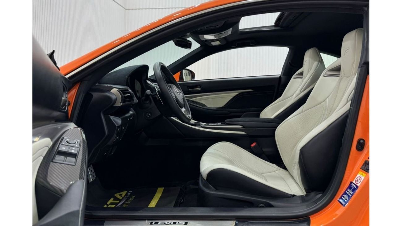Lexus RC F 2015 Lexus RC-F, Full Lexus Service History, Low Kms, Carbon Fiber Package, Excellent Condition, GCC