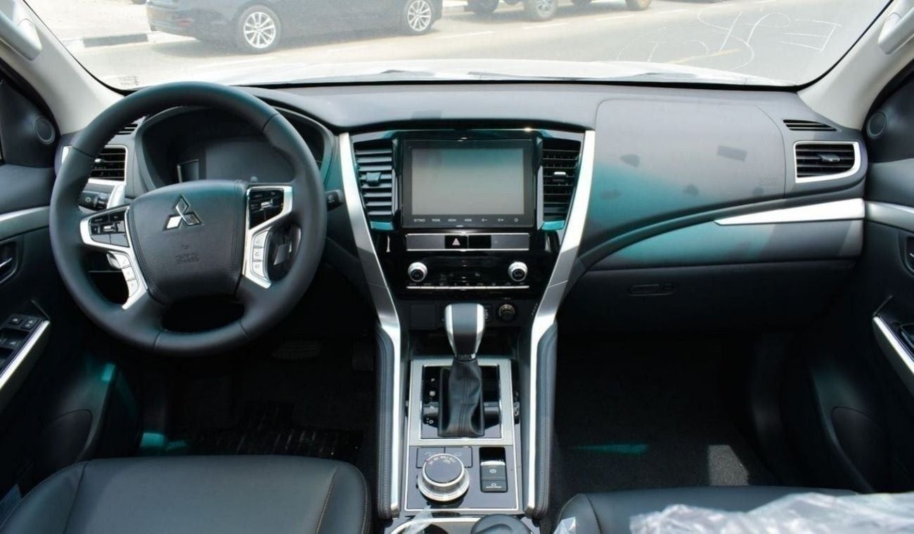 Mitsubishi Montero Brand New Mitsubishi Montero Sport 2023 Export 3.0L A/T 4WD Petrol|Black/Black|MONTEROSPORTGLS3