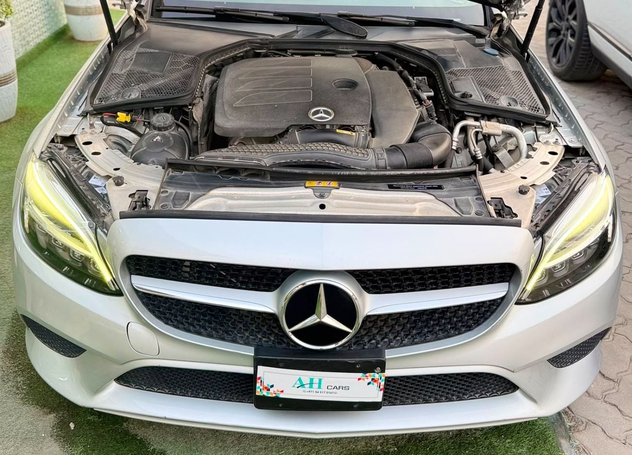 Mercedes Benz C300 STANDARD