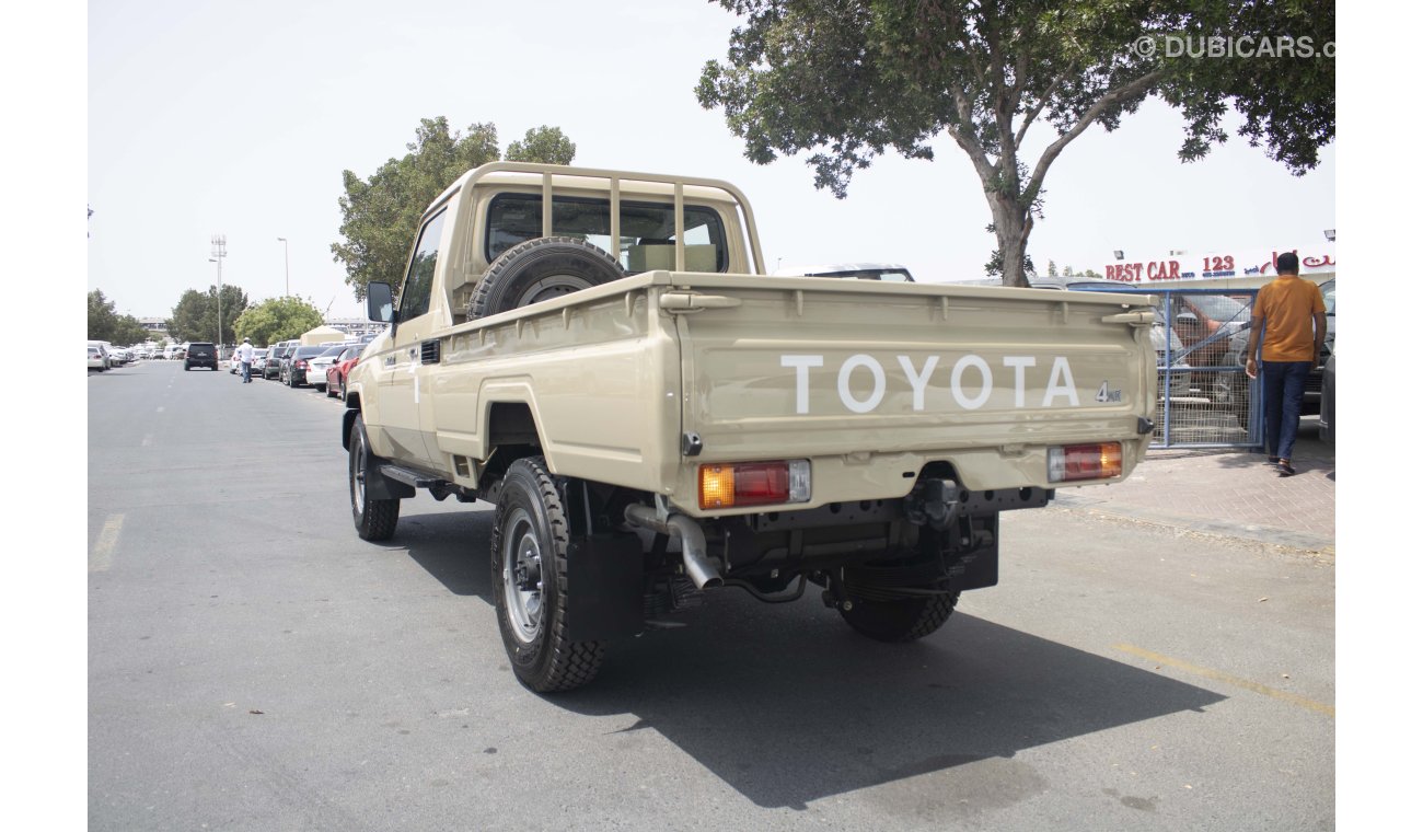 Toyota Land Cruiser Pick Up 4.2L,V6,DIESEL,SINGLE/CABIN,POWER WINDOW,DIFF/LOCK,DOUBLE FUEL TANK,MT,2022MY ( FOR EXPORT ONLY)