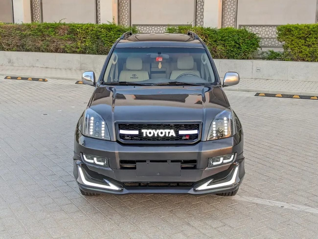 تويوتا برادو GX V4 2.7L | GCC Specs | Reliable SUV