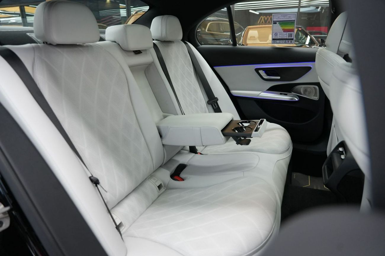 مرسيدس بنز E300 Mercedes-Benz E 300 | 2026 GCC 0km | Agency Warranty | AMG Package