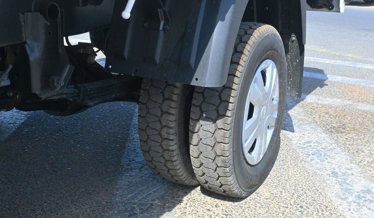 كيا K2700 Kia K2700 Single Cab 2025 2.7L Diesel MANUAL TRANSMISSION 14 Wheel size Rear Wheel Drive