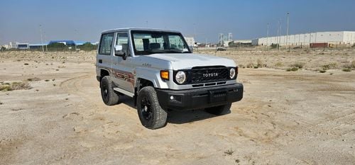 Toyota Land Cruiser 70 2.8 DIESEL AUTO - LOCAL OR EXPORT