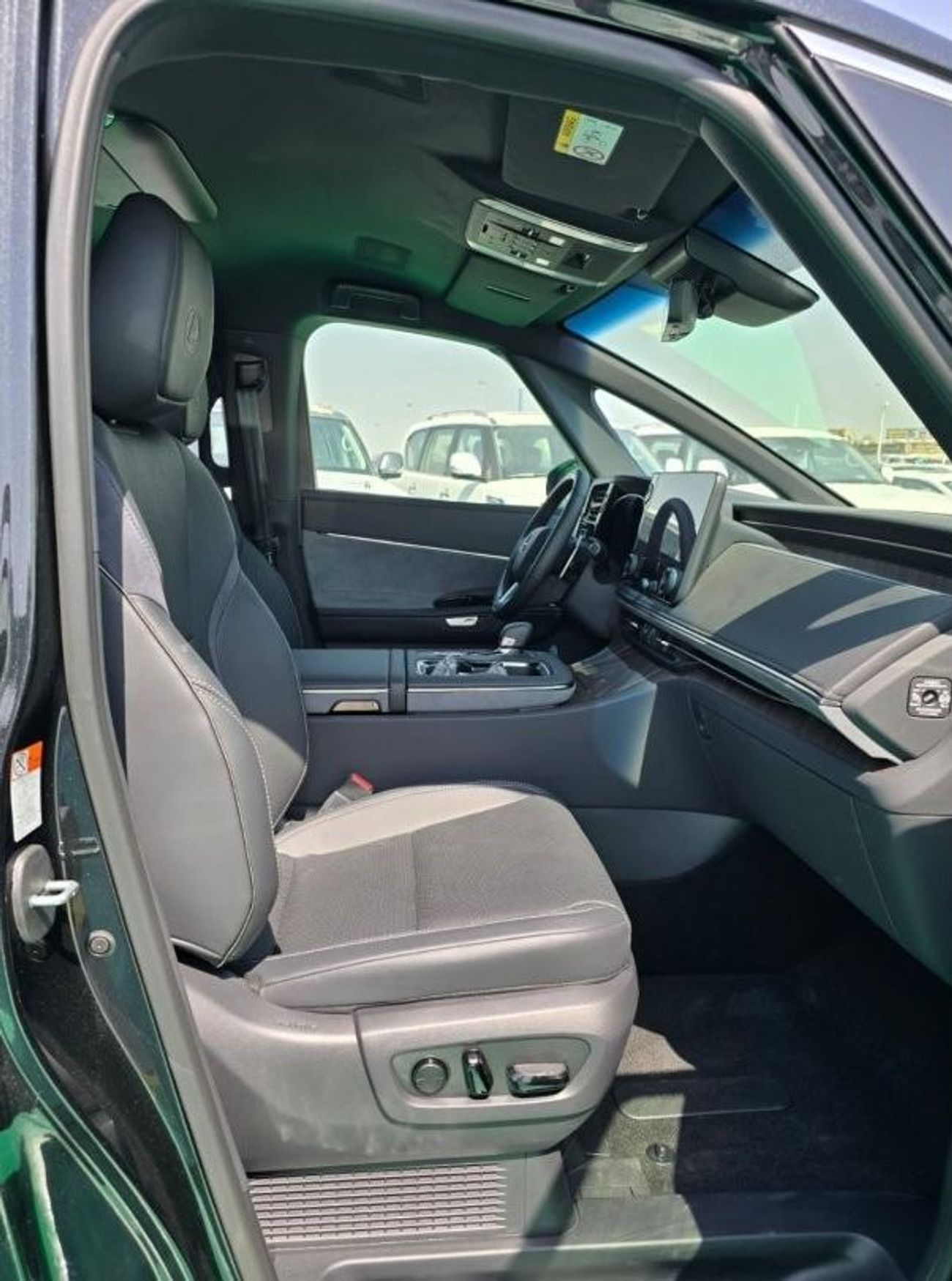 Lexus LM 350h LUXURY VAN 2.5L HYBRID 2024