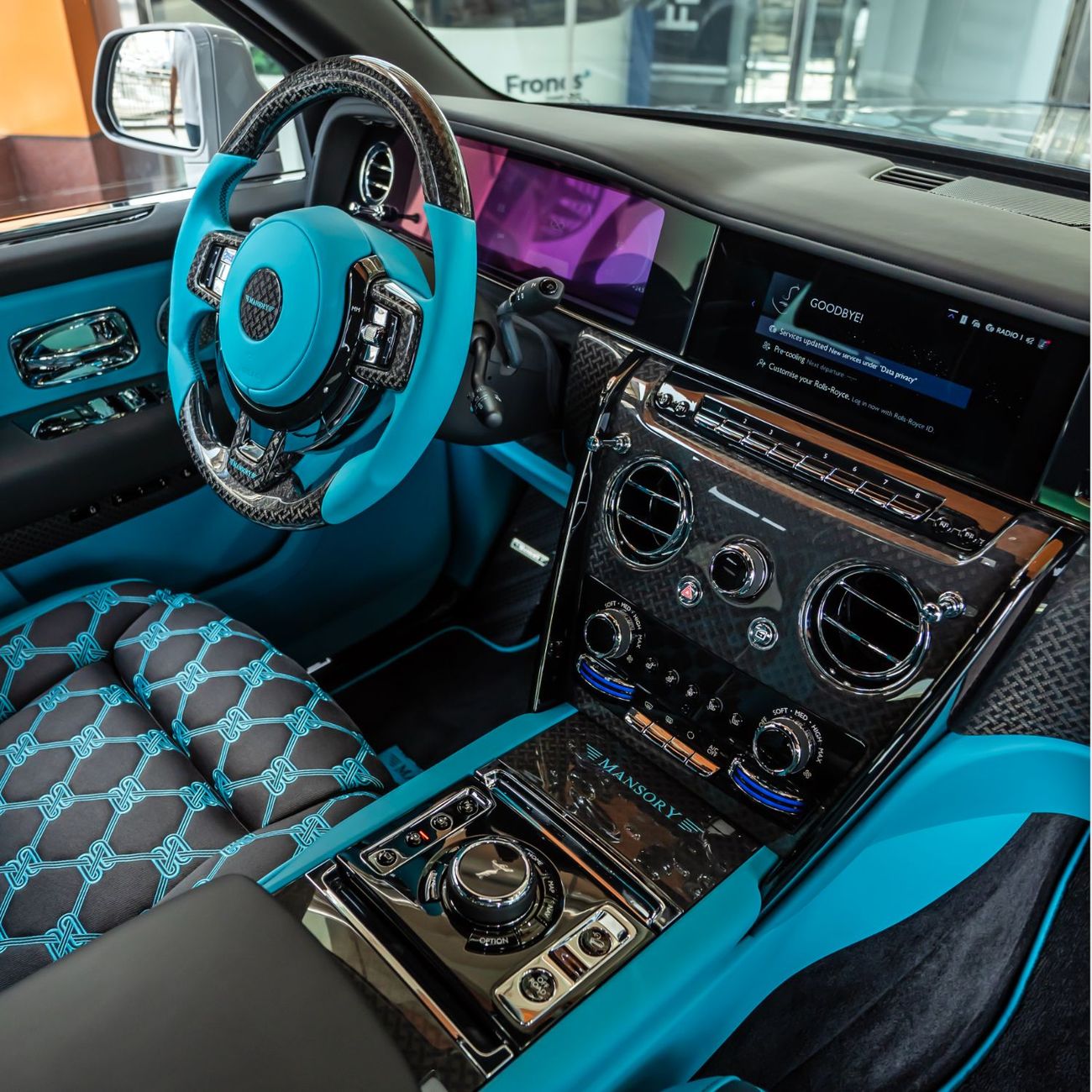 Rolls-Royce Cullinan 2025 ROLLS ROYCE CULLINAN MANSORY BRAND NEW